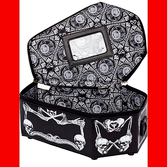 Amazing Skeleton Coffin Casket Handbag with Bone Accessory - Picture 2 of 8